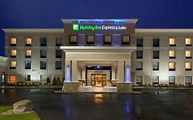 Holiday Inn Express Malone Ny
